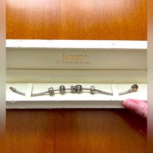 Pandora bracelet with beads